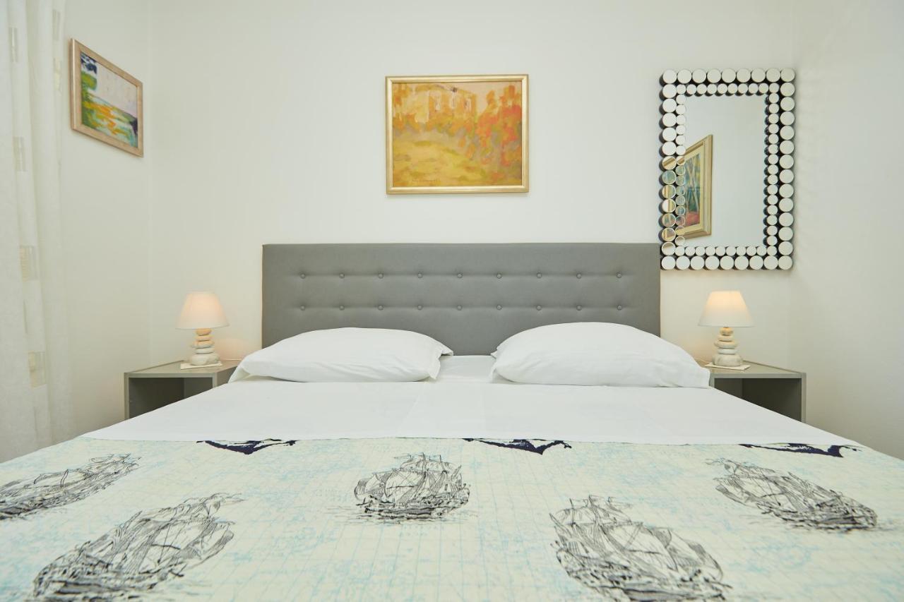 Apartments Dalmatin ดูบรอฟนิก ภายนอก รูปภาพ