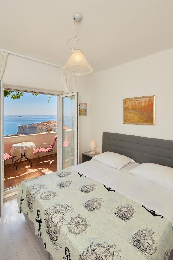 Apartments Dalmatin ดูบรอฟนิก ภายนอก รูปภาพ