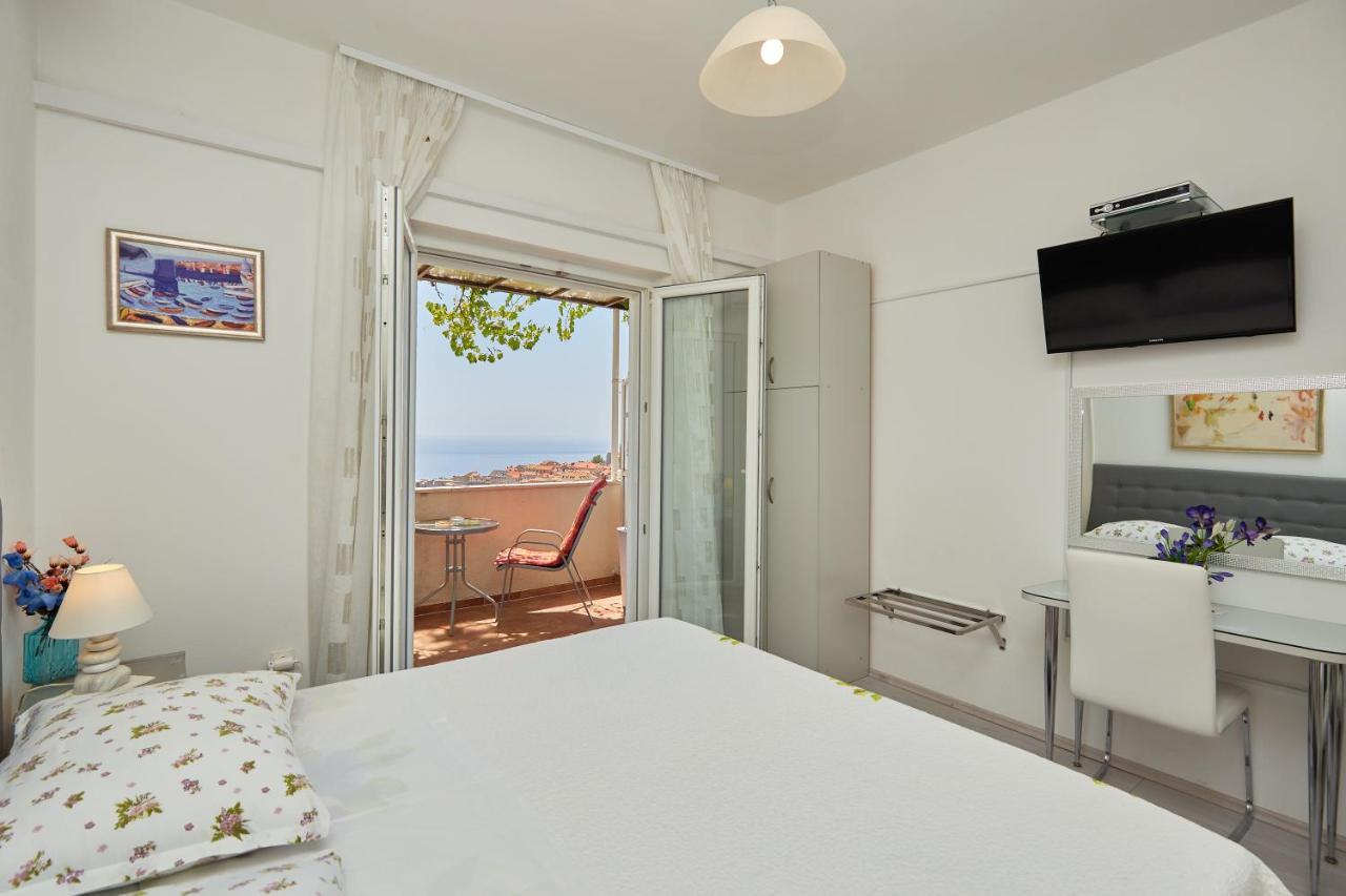 Apartments Dalmatin ดูบรอฟนิก ภายนอก รูปภาพ