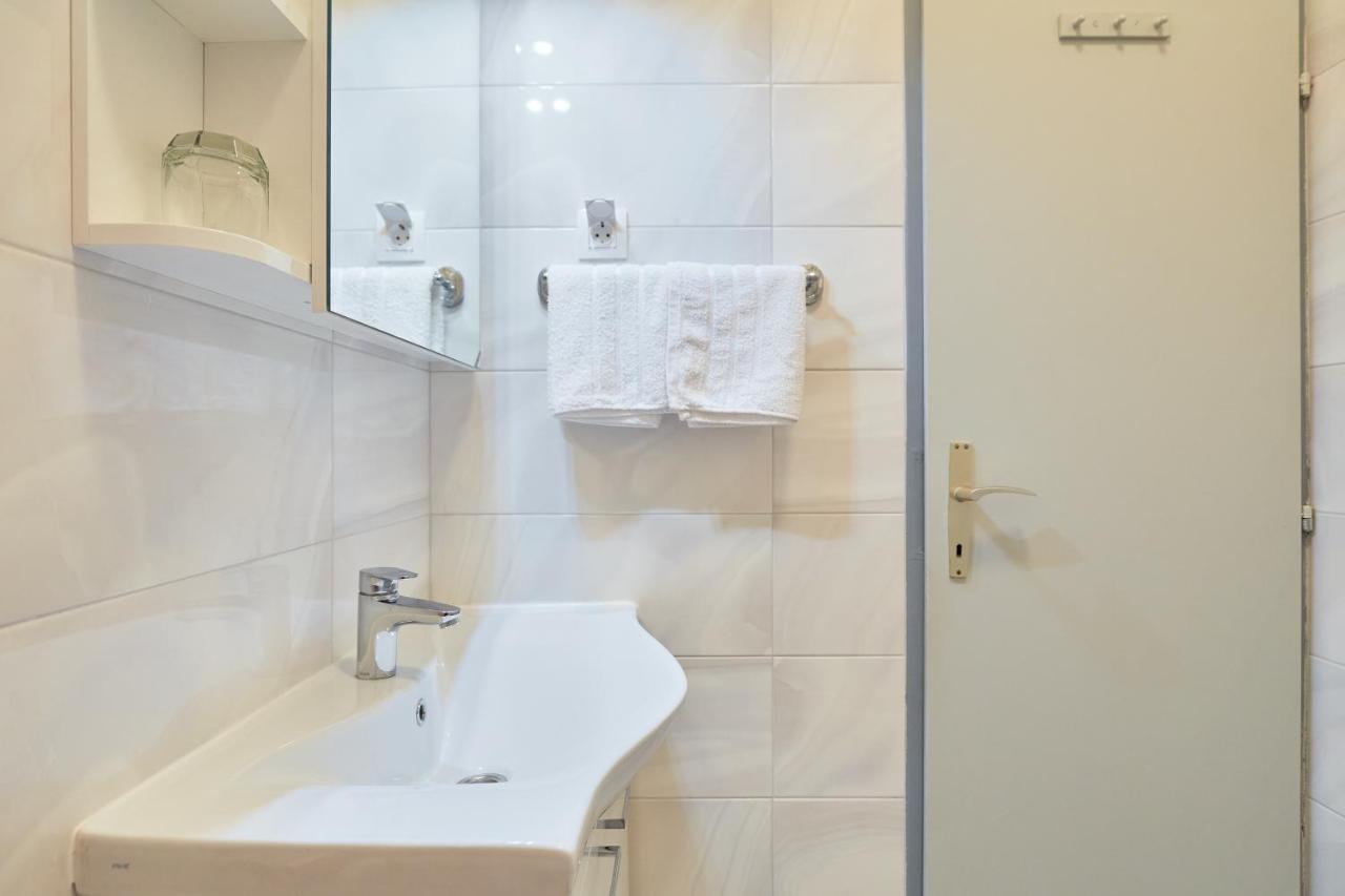 Apartments Dalmatin ดูบรอฟนิก ภายนอก รูปภาพ